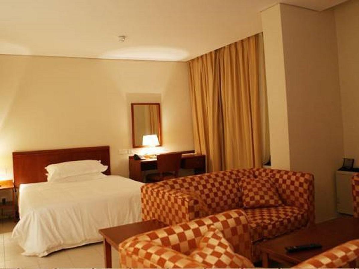 Tinapa Lakeside Hotel คาลาบาร์ ภายนอก รูปภาพ