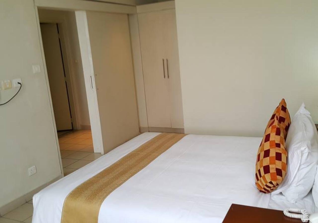 Tinapa Lakeside Hotel คาลาบาร์ ภายนอก รูปภาพ