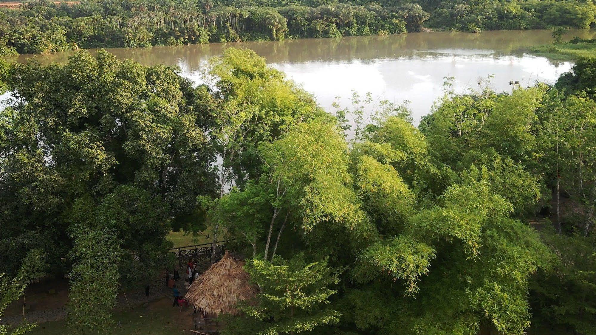 Tinapa Lakeside Hotel คาลาบาร์ ภายนอก รูปภาพ
